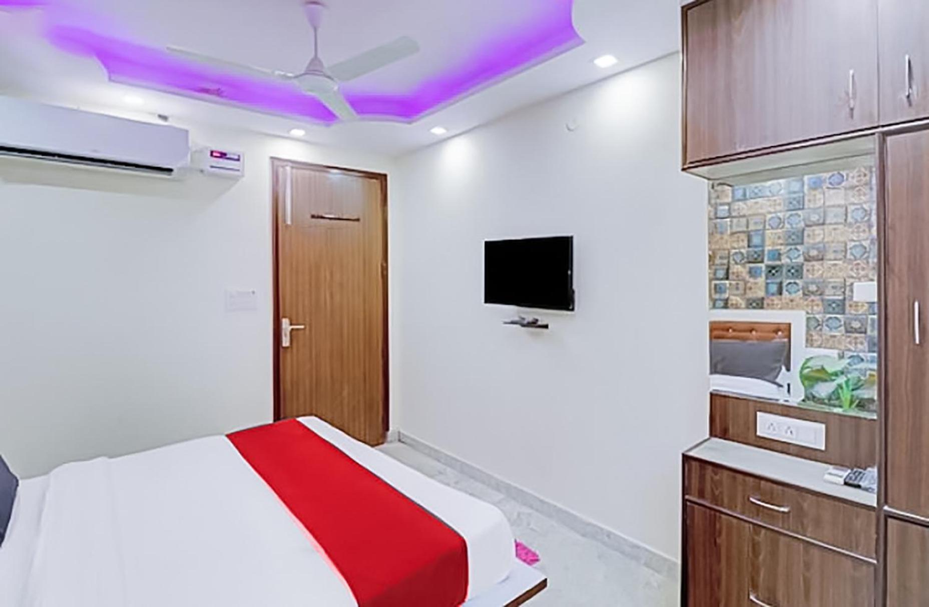 Hotel Green Palace - Jagat Puri New Delhi Eksteriør bilde